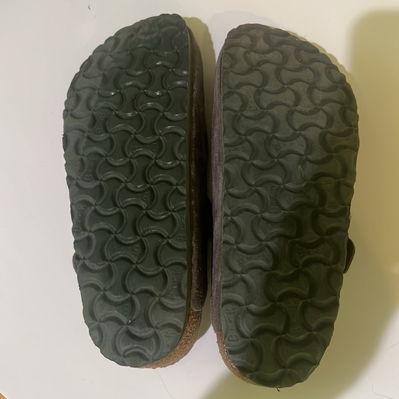 Birkenstock Boston in sold out moss color - Picture 3 of 3